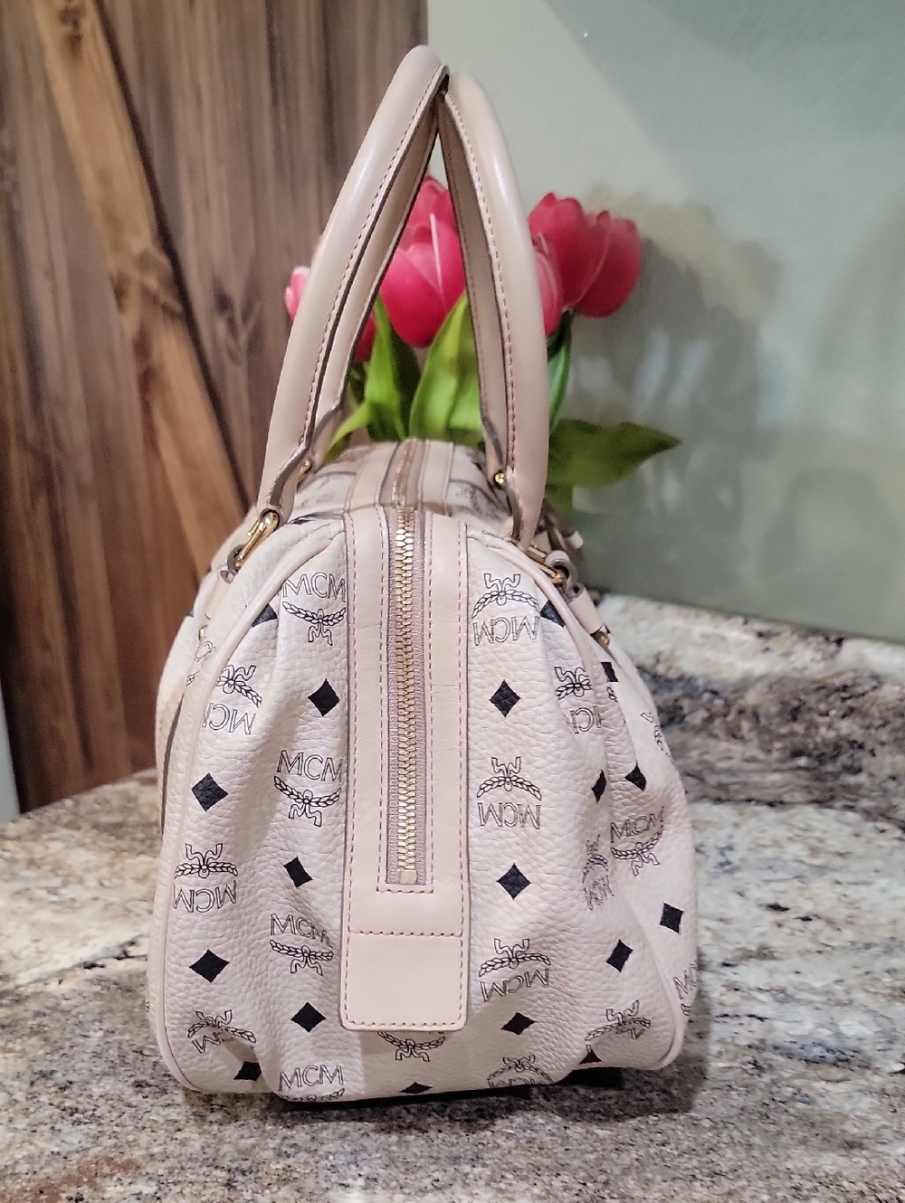 MCM EUC Visetos Buckled Boston Bag like new - Picture 9 of 14